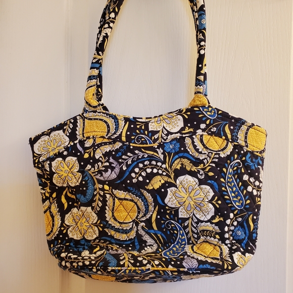 Vera Bradley purse retired elephant pattern - Picture 2 of 5